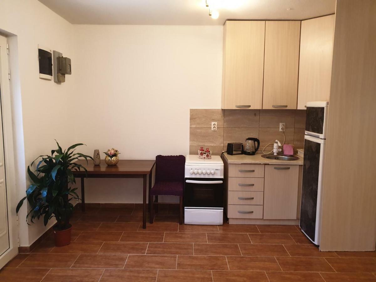 Apartment Aleksandar Kotor Buitenkant foto